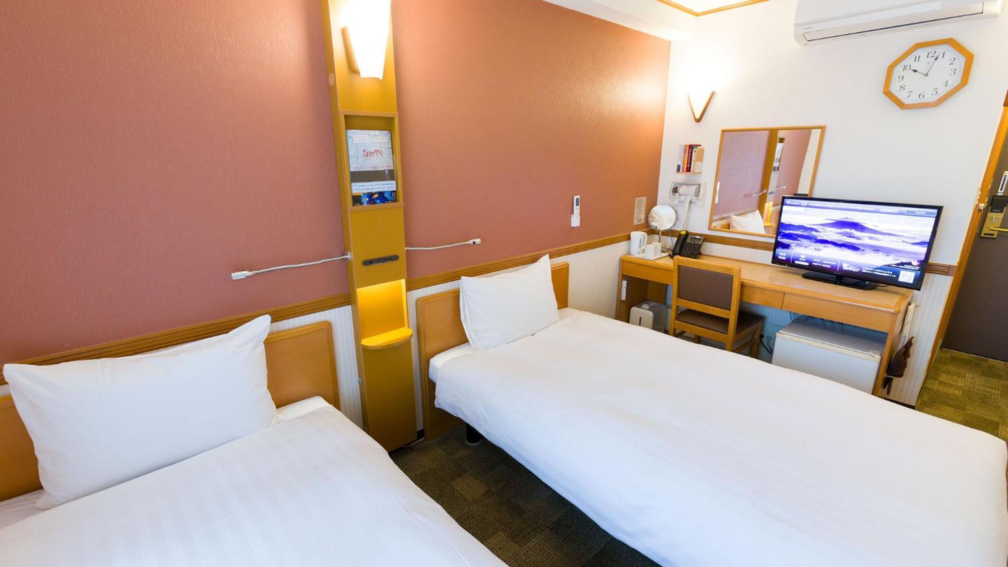 Toyoko Inn Kanazawa-Eki Higashi-Guchi Zimmer foto